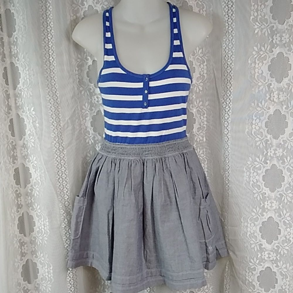 Est 1892 Abercrombie New York Striped Junior Dress Size L